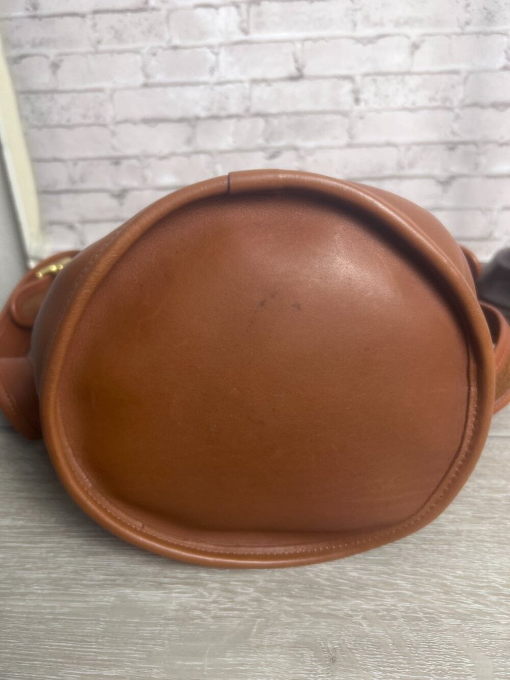 Coach 9953 Helen Legacy British Tan Leather Duffle Bucket - Picture 5 of 7